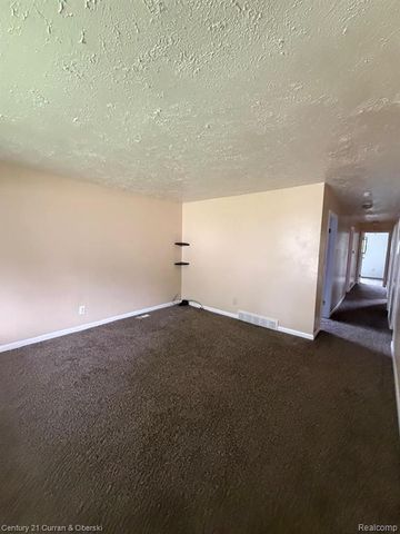 28973 Annapolis Road, Westland, MI 48186