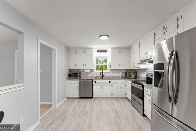 1508 Country Court, Auburn, GA 30011