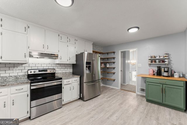 1508 Country Court, Auburn, GA 30011