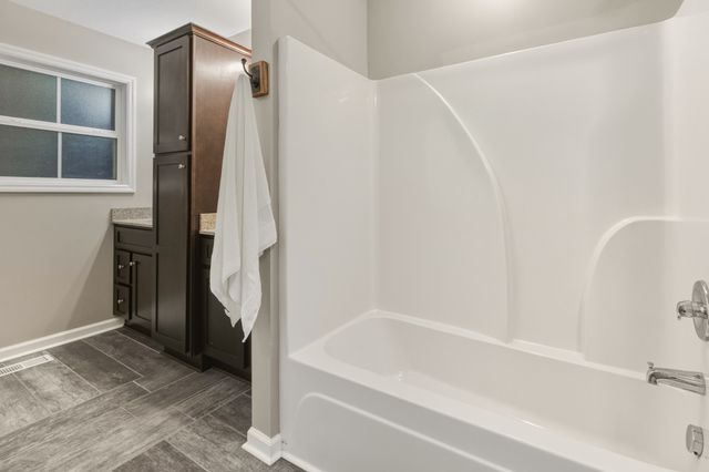 943 Wedgewood Dr, Lewisburg, TN 37091