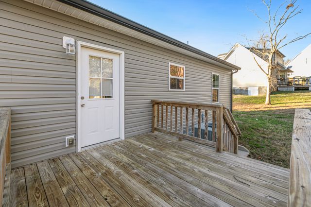 943 Wedgewood Dr, Lewisburg, TN 37091