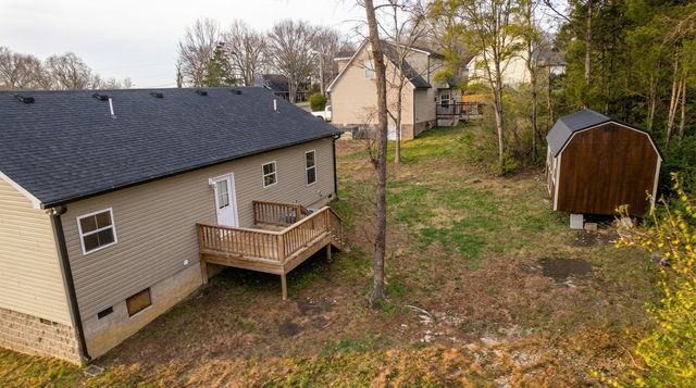 943 Wedgewood Dr, Lewisburg, TN 37091