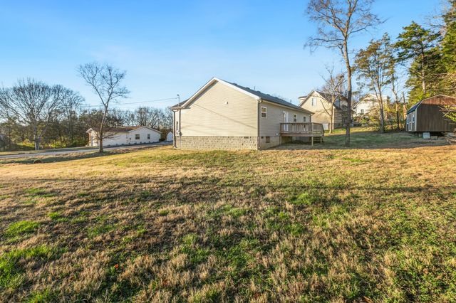 943 Wedgewood Dr, Lewisburg, TN 37091