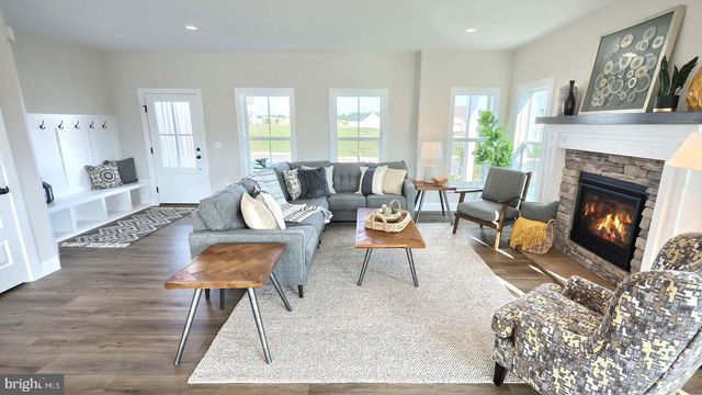 603 ESTATE DR, Mechanicsburg, PA 17055