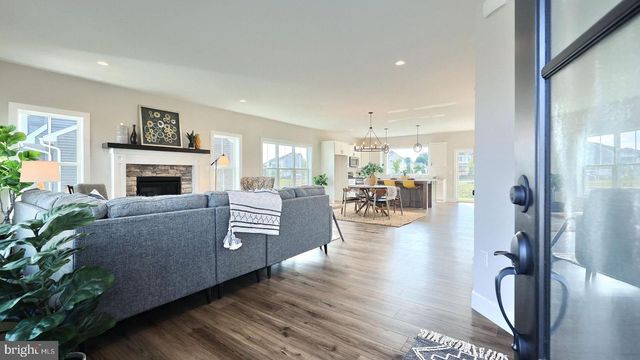 603 ESTATE DR, Mechanicsburg, PA 17055