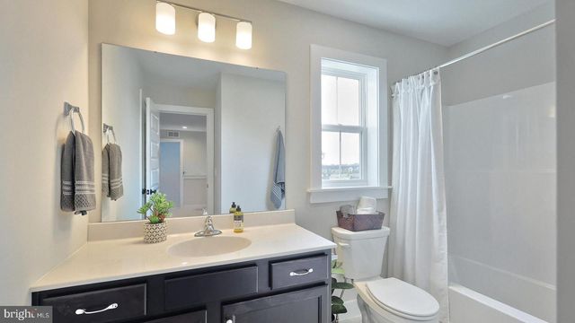 603 ESTATE DR, Mechanicsburg, PA 17055