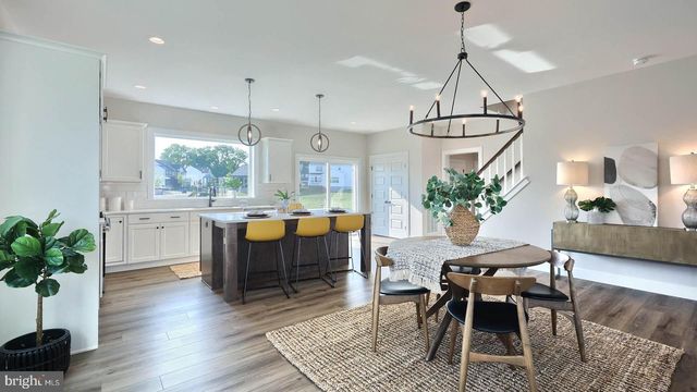 603 ESTATE DR, Mechanicsburg, PA 17055