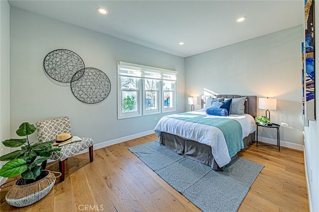 1226 Meadowbrook, Los Angeles, CA 90019