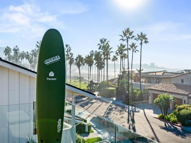 8477 El Paseo Grande, La Jolla, CA 92037