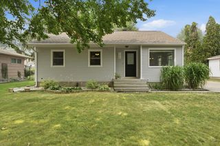 725 Winter Street, Spring Lake, MI 49456