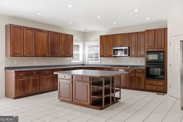 1702 SE Clay Brooke Court SE, Smyrna, GA 30082