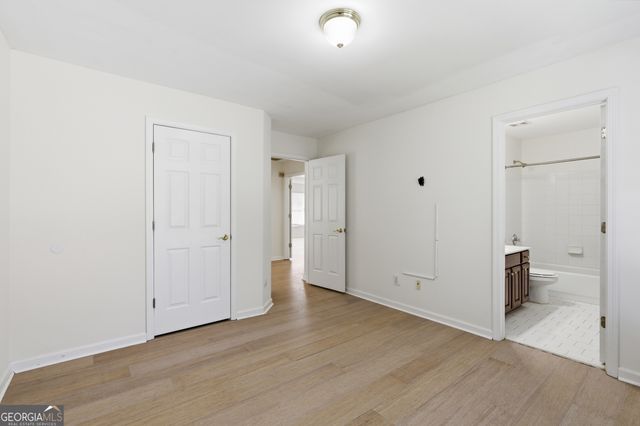 1702 SE Clay Brooke Court SE, Smyrna, GA 30082