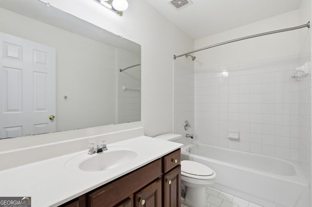 1702 SE Clay Brooke Court SE, Smyrna, GA 30082