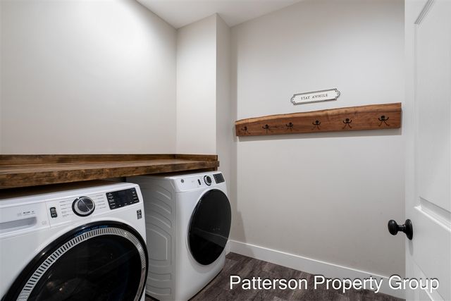 7616 E Sheringer Road, Ravenna, MI 49451