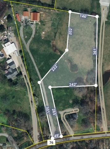 3172 Highway 76, Portland, TN 37148