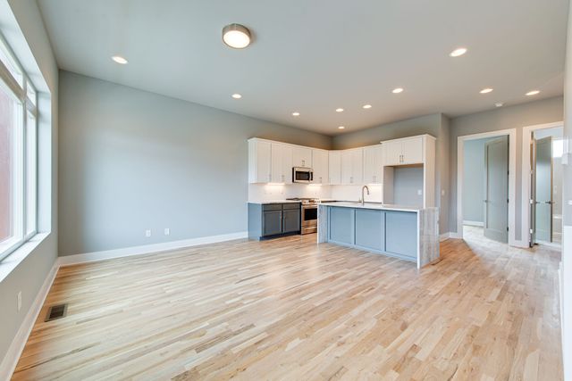 970 Youngs Ln Apt K, Nashville, TN 37207