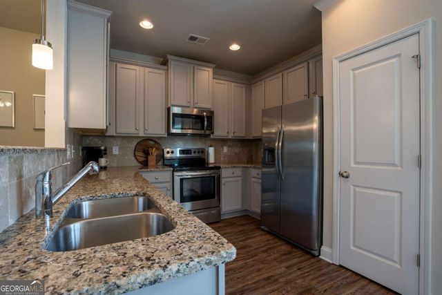 2429 Castle Keep Way SE, Atlanta, GA 30316