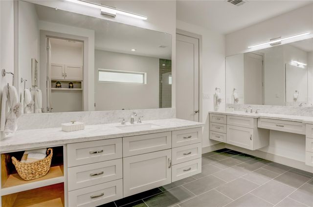 7207 Tickner Street, Houston, TX 77055