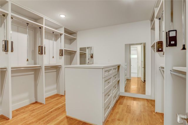 7207 Tickner Street, Houston, TX 77055