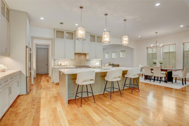 7207 Tickner Street, Houston, TX 77055