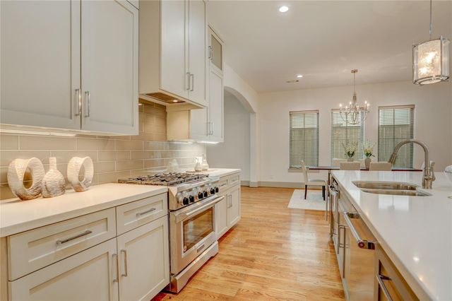 7207 Tickner Street, Houston, TX 77055