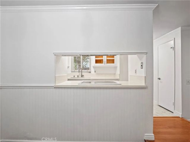 18411 Hatteras Street 138, Tarzana, CA 91356