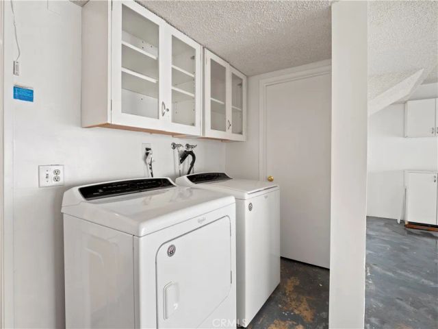 18411 Hatteras Street 138, Tarzana, CA 91356