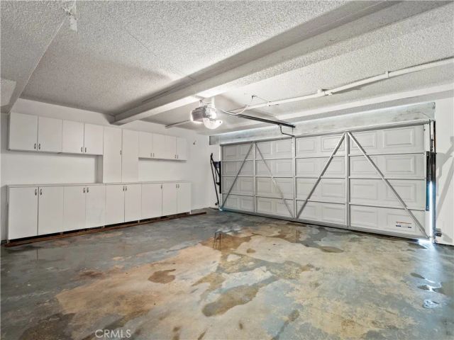 18411 Hatteras Street 138, Tarzana, CA 91356