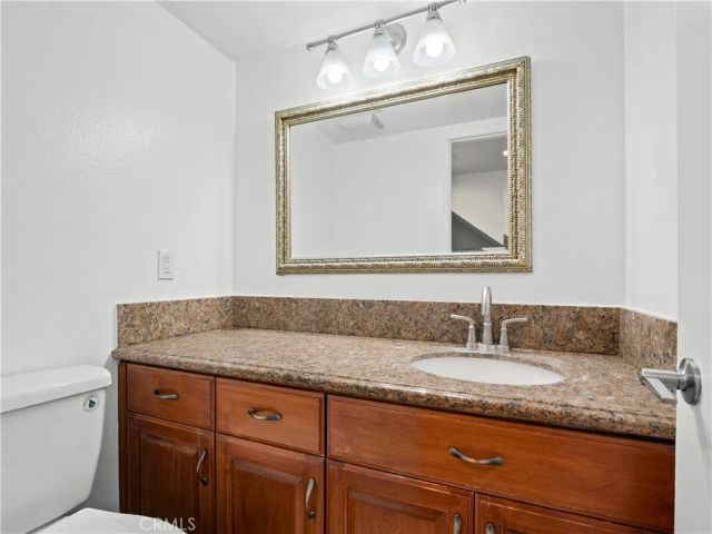 18411 Hatteras Street 138, Tarzana, CA 91356