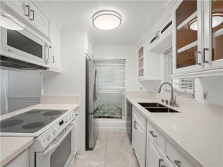 18411 Hatteras Street 138, Tarzana, CA 91356