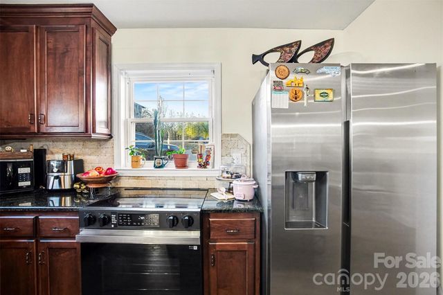 803 White Jenkins Road, Bessemer City, NC 28016