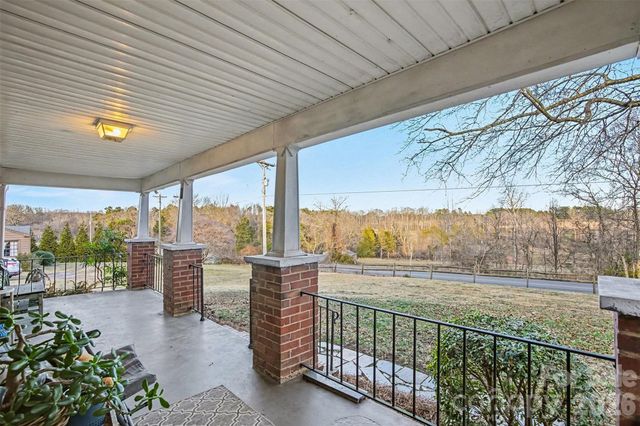 803 White Jenkins Road, Bessemer City, NC 28016