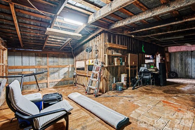 803 White Jenkins Road, Bessemer City, NC 28016