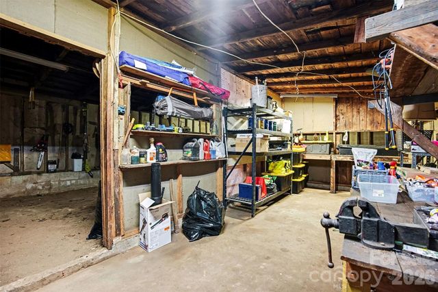 803 White Jenkins Road, Bessemer City, NC 28016