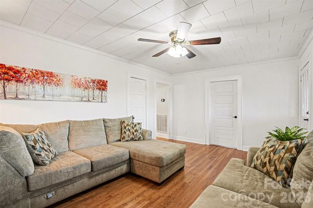 803 White Jenkins Road, Bessemer City, NC 28016