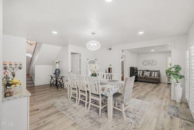 1558 E Avenue R7, Palmdale, CA 93550