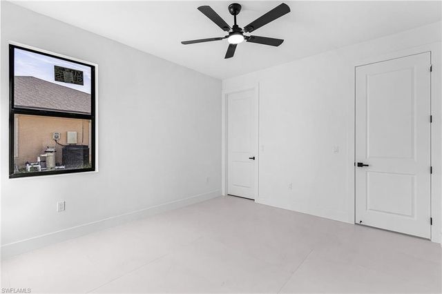 417 SW 23rd TER, Cape Coral, FL 33991