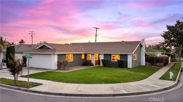 16051 Shasta St, Fountain Valley, CA 92708