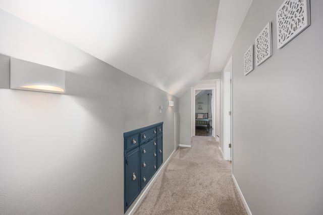 2531 Longmeadow Street NW, Grand Rapids, MI 49504