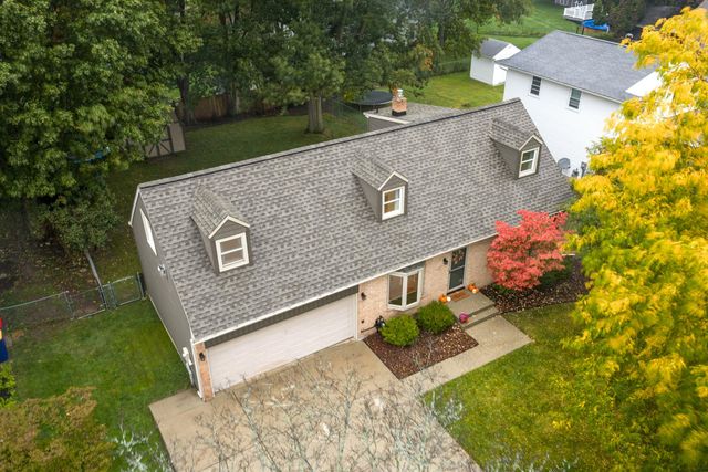 2531 Longmeadow Street NW, Grand Rapids, MI 49504