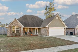 173 Bent Tree Loop, Haughton, LA 71037