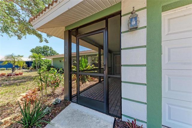3336 PEMBROOK DRIVE, Sarasota, FL 34239