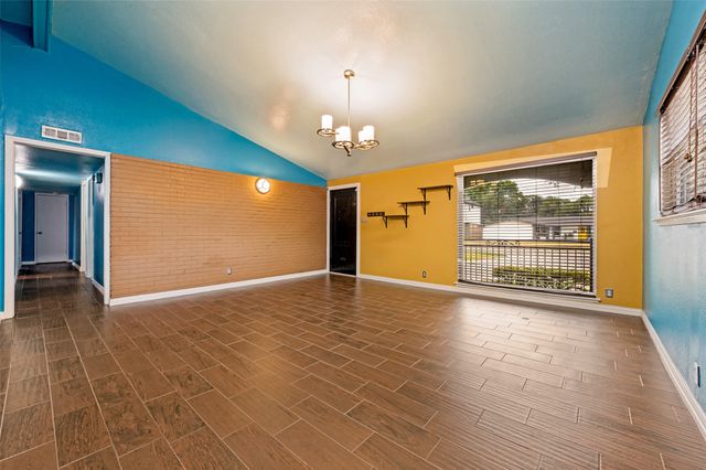 3259 Saint Croix Drive, Dallas, TX 75229