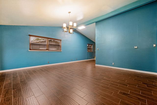 3259 Saint Croix Drive, Dallas, TX 75229