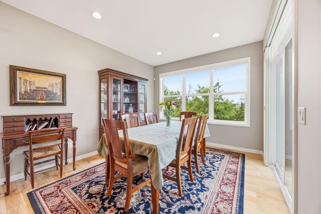3564 Cove Point Circle NW, Prior Lake, MN 55372