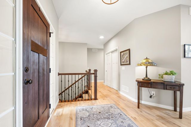 3564 Cove Point Circle NW, Prior Lake, MN 55372