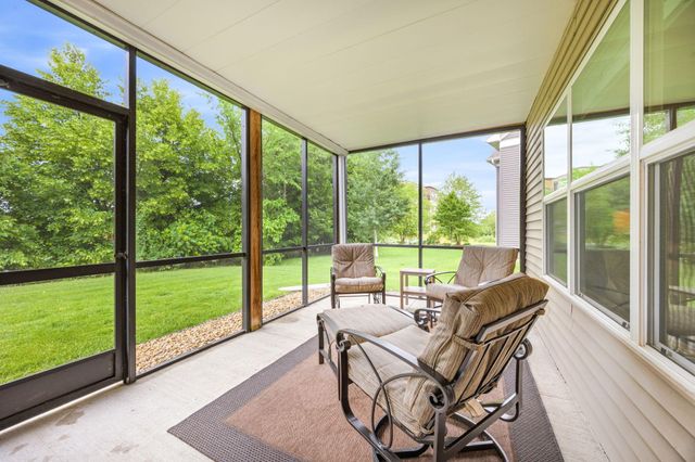 3564 Cove Point Circle NW, Prior Lake, MN 55372
