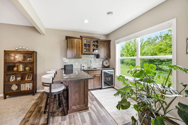 3564 Cove Point Circle NW, Prior Lake, MN 55372