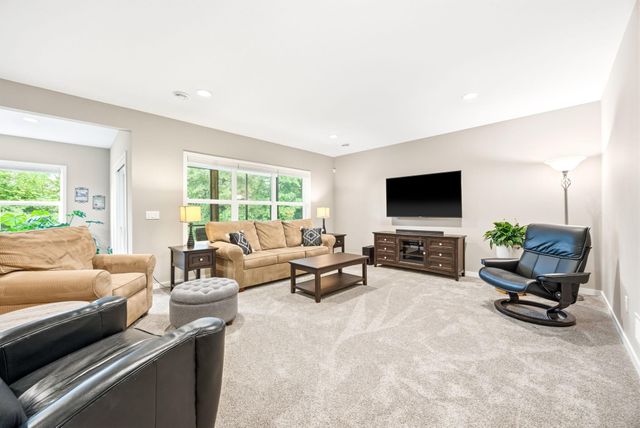3564 Cove Point Circle NW, Prior Lake, MN 55372