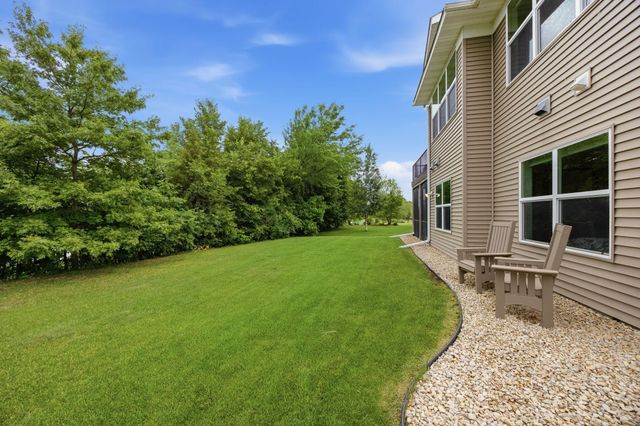3564 Cove Point Circle NW, Prior Lake, MN 55372